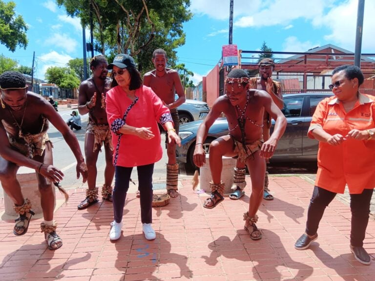 17 Day Cape Town, Winelands, Kruger & Johannesburg Tour